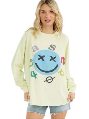 116:  EASEL NWT TOP LIME (H12)